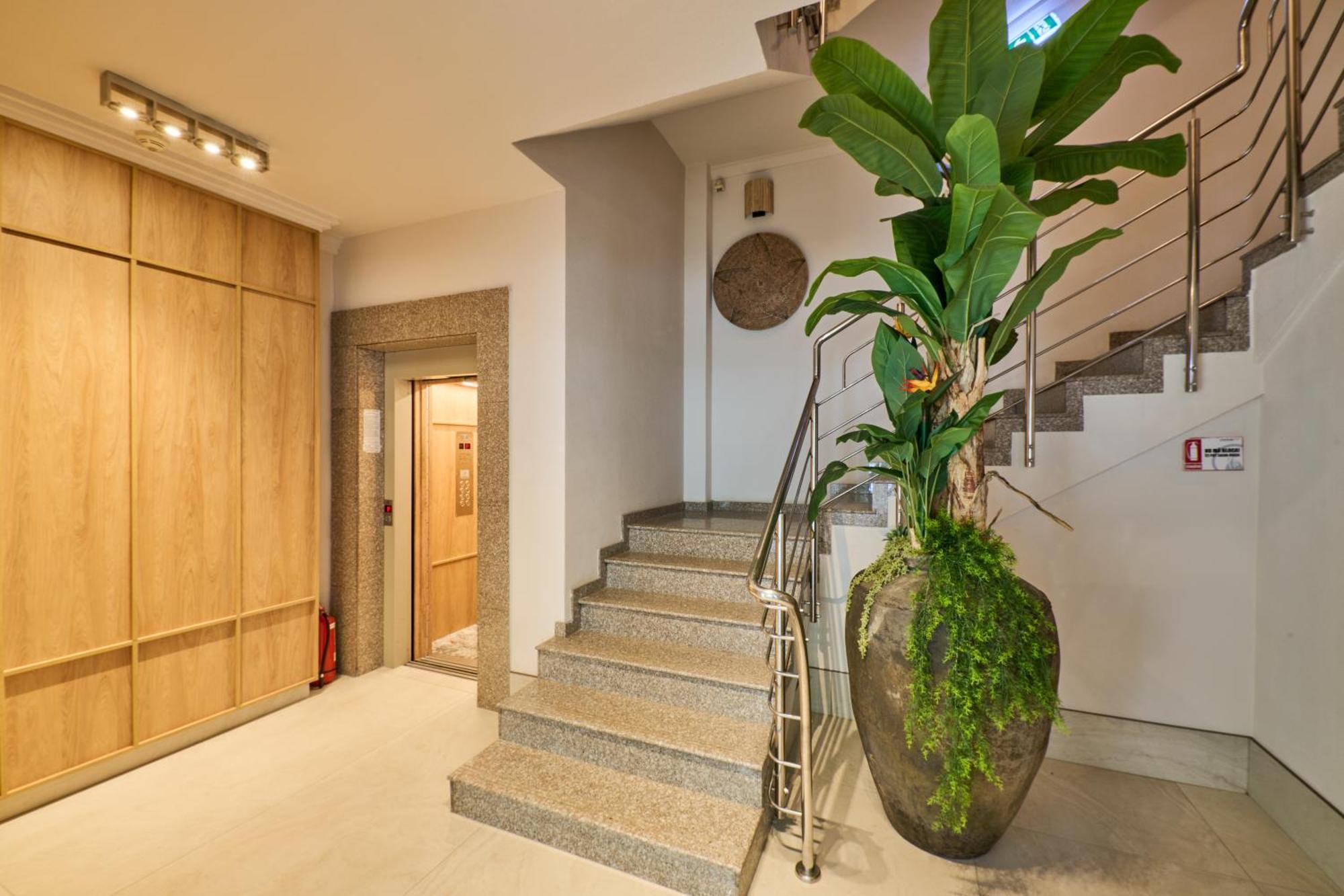 Hotel Serenity Timişoara Extérieur photo