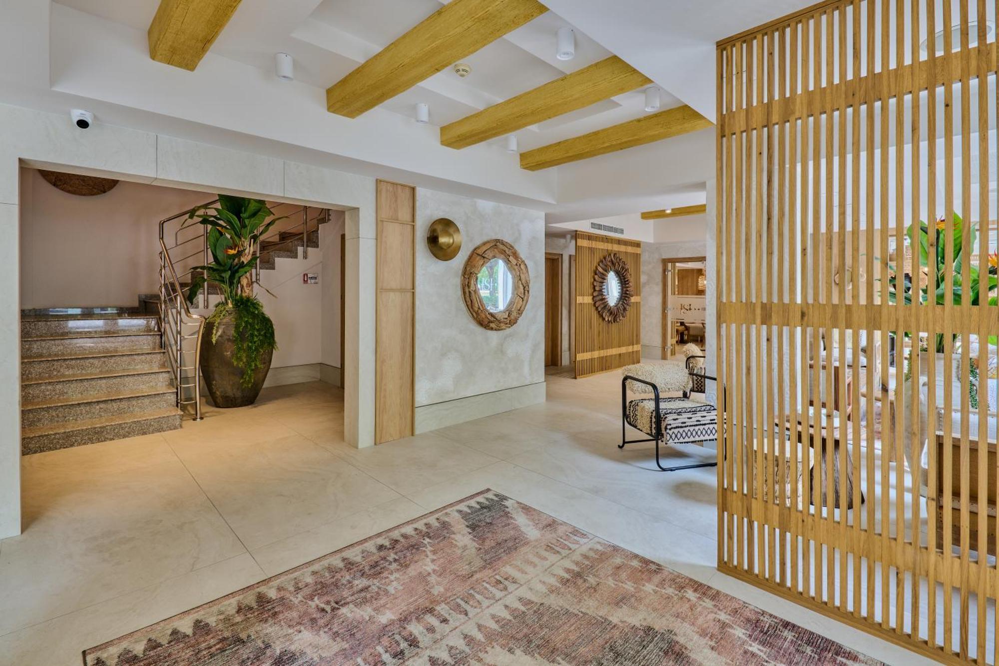 Hotel Serenity Timişoara Extérieur photo