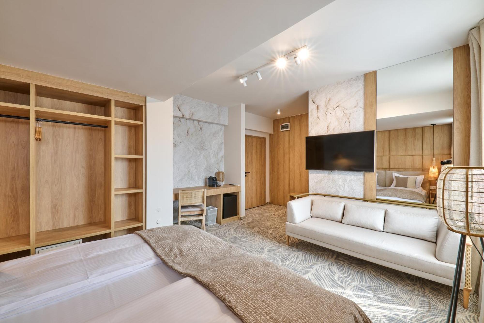Hotel Serenity Timişoara Extérieur photo