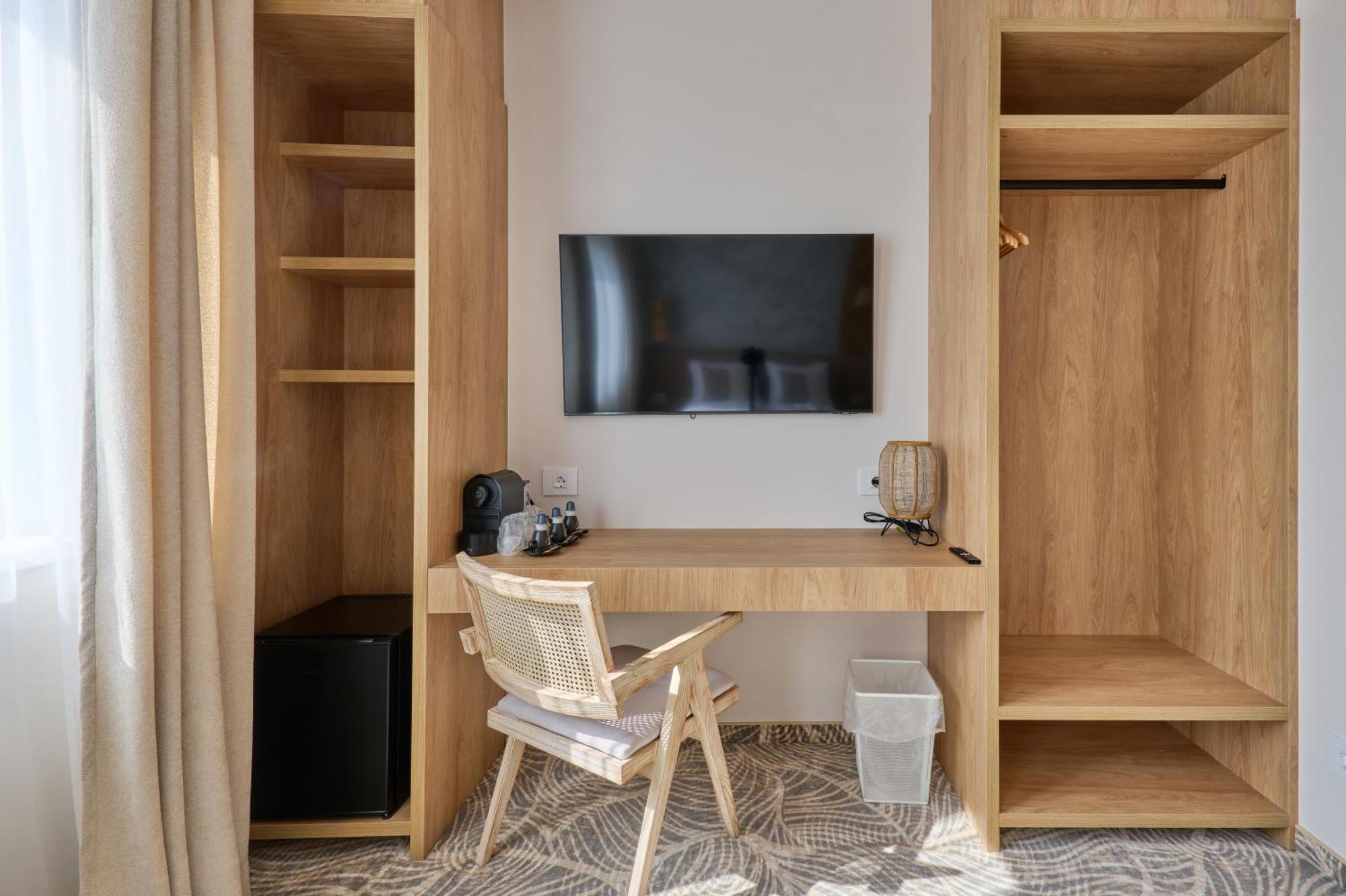 Hotel Serenity Timişoara Extérieur photo