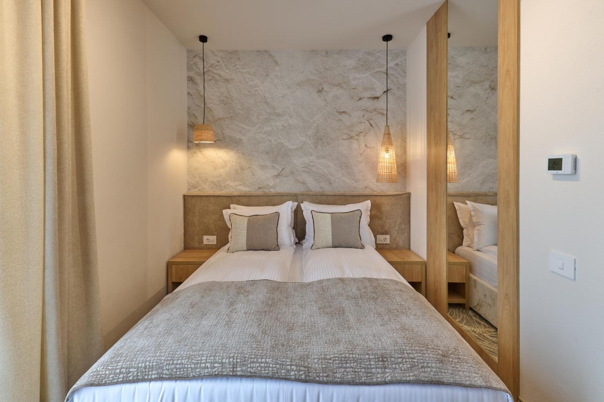 Hotel Serenity Timişoara Extérieur photo