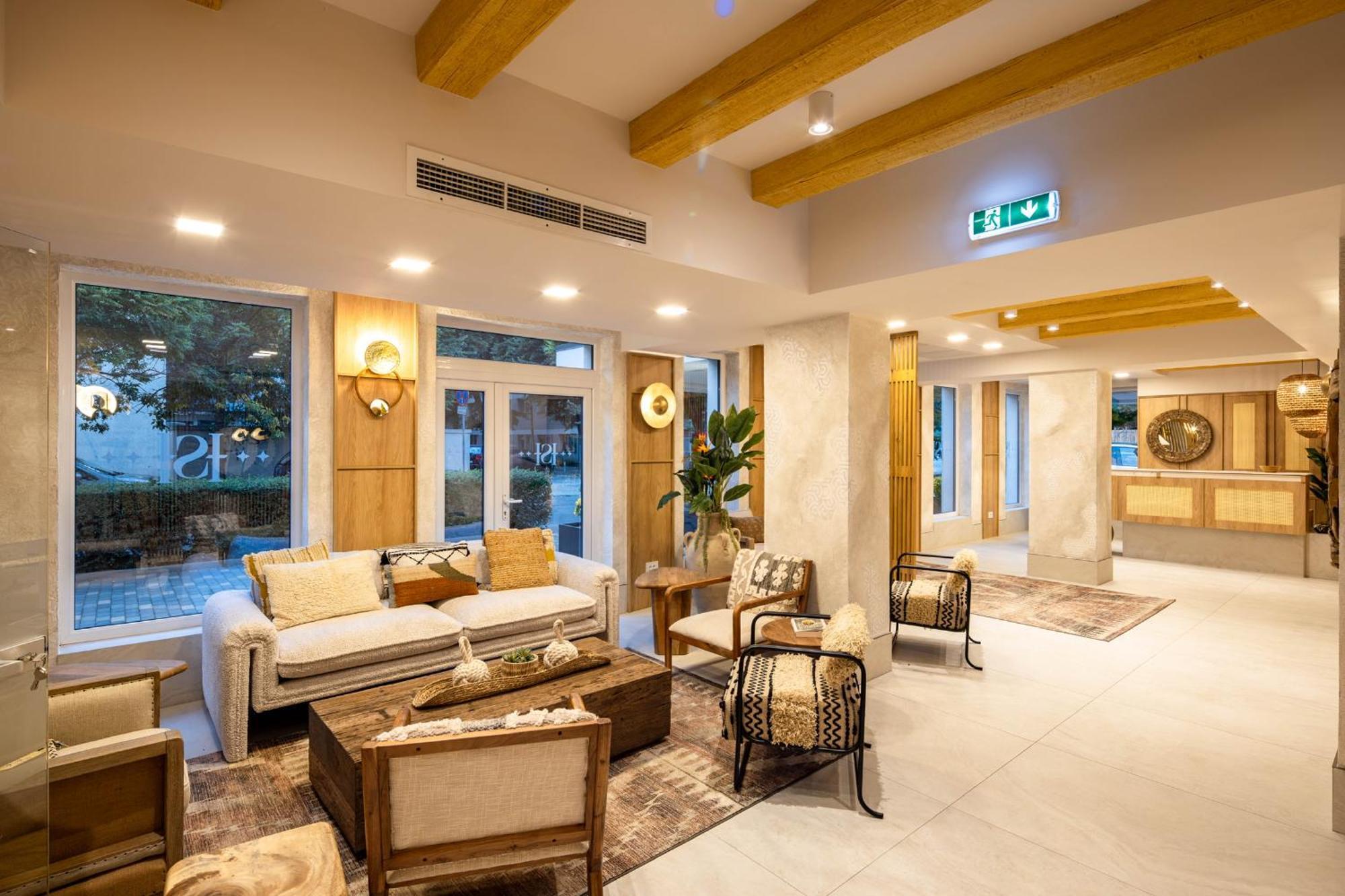 Hotel Serenity Timişoara Extérieur photo