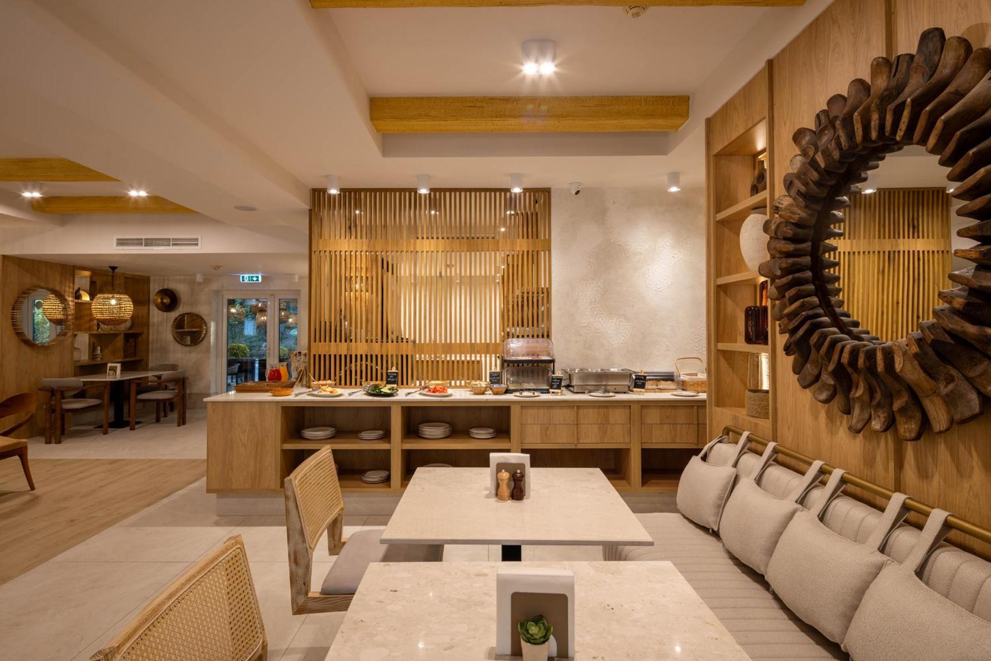 Hotel Serenity Timişoara Extérieur photo